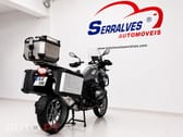 BMW R .
