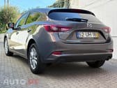 Mazda 3 1.5 Sky-G Evolve HS Navi