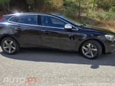 Volvo V40 2.0 D4 R-Design Summum