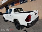 Toyota Hilux 2.4 D-4D 4WD CD Premium Edition