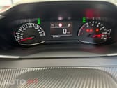 Peugeot 2008 1.2 PureTech Active EAT8