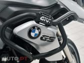 BMW R .