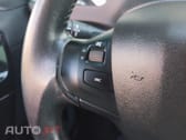 Peugeot 208 1.2 VTi SE Style