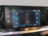 Peugeot E-2008 Active 