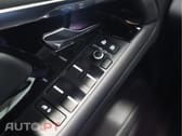 Land Rover Evoque 1.5 P300e AWD R-Dynamic S Auto
