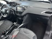 Peugeot 2008 1.2 PureTech Allure