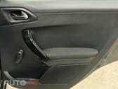 Peugeot 208 1.2 VTi Style