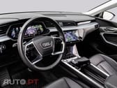 Audi Q8 E-Tron 55 S LINE BLACK 