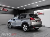 Peugeot 2008 1.2 PureTech Crossway