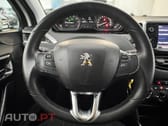 Peugeot 2008 1.2 PureTech Signature