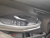 Jaguar E-Pace P300