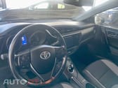 Toyota Auris 1.8 HSD Comfort +P.Sport+Navi