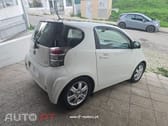 Toyota iQ 1.0 VVT-i 2 EP