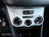 Peugeot 208 1.2i 68Cv Life