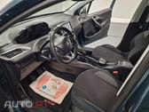 Peugeot 2008 1.2 PURETECH STYLE