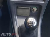 Mazda 323 F 1.5 90cv Direçao assistida