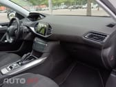 Peugeot 308 1.2 PureTech Allure EAT8