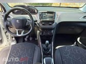 Peugeot 2008 1.2 VTi Active