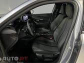 Peugeot 2008 1.2 Hybrid Allure e-DCS6