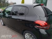 Peugeot 208 1.5 BlueHDi Signature
