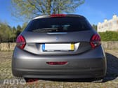 Peugeot 208 1.2 STYLE