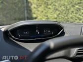 Peugeot 3008 PureTech 130 Stop & Start GPF EAT8 Active