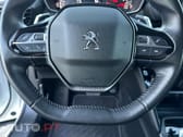 Peugeot 2008 1.2 PureTech Active EAT8