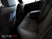 Mercedes-Benz E 300 D Turbo