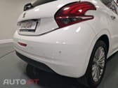 Peugeot 208 1.6 BlueHDi Style