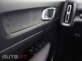 Volvo XC40 1.5 T4 Essential PG HYBRID
