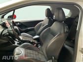 Peugeot 208 1.2 PureTech GT Line