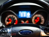 Ford Focus 2.0 EcoBoost ST c/ Pack Pele Desportiva
