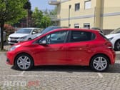 Peugeot 208 1.2 PureTech Signature