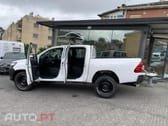 Toyota Hilux 2.4 D-4D 2WD CD