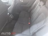 Volvo XC40 1.5 T3 Momentum Tech Edition