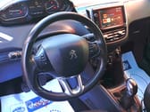 Peugeot 208 1.2 PureTech Signature 82 cv–Nacional