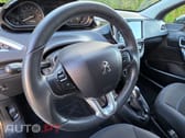 Peugeot 208 1.2 STYLE