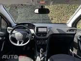 Peugeot 208 1.2 PureTech Signature