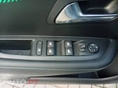 Peugeot E-208 50 kWh Allure Pack