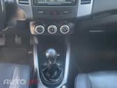 Mitsubishi Outlander 2.0 DI-D Instyle2 4WD