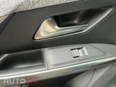 Peugeot E-5008 73 kWh GT