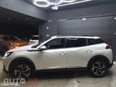 Peugeot E-2008 50 kWh Allure Pack