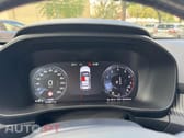 Volvo XC40 2.0 T5 R-Design