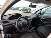 Peugeot 208 1.4 HDi