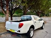Mitsubishi L200 DI-D  4x4