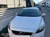 Volvo V40 2018