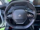 Peugeot E-2008 50 kWh Style