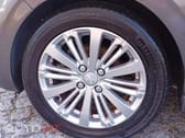 Peugeot 208 1.2 PureTech Signature 82 cv–Nacional