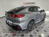 BMW iX2 eDrive20 Pack Desportivo M