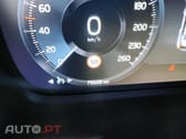 Volvo XC40 1.5 T2 Momentum Core
